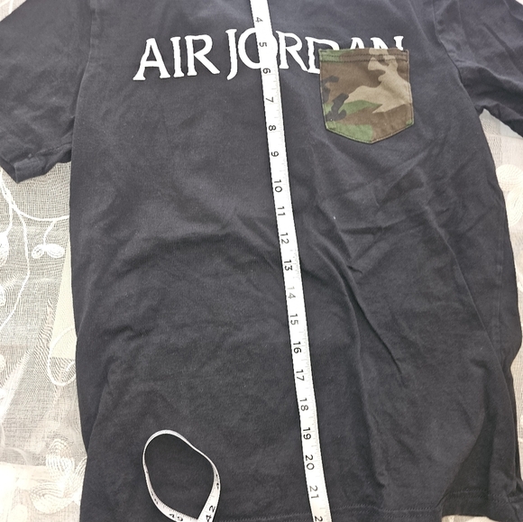 Air Jordan tee camouflage pocket youth size XL 13-15 - Picture 5 of 7